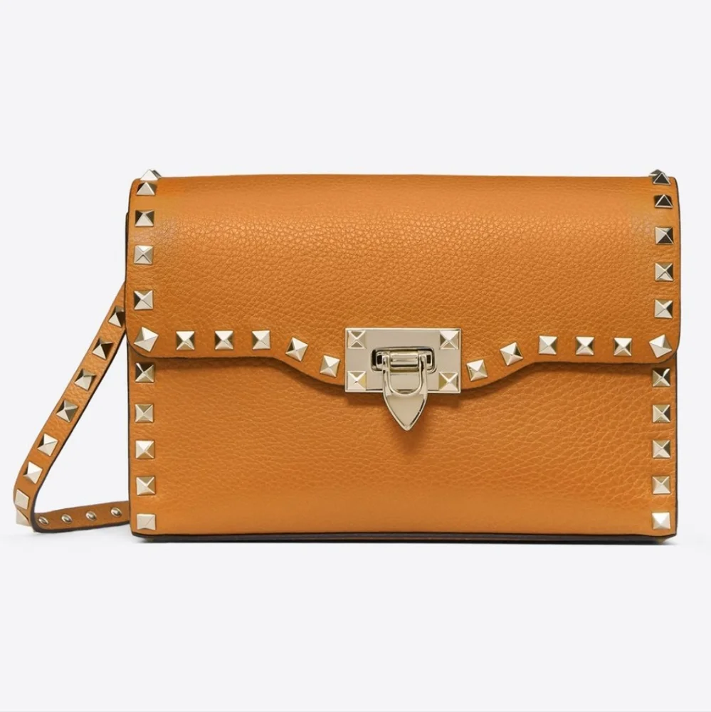 SOLD-💜Host Pick💜BWT Valentino Garavani ROCKSTUD GRAINY CALFSKIN CROSSBODY BAG - Picture 1 of 14